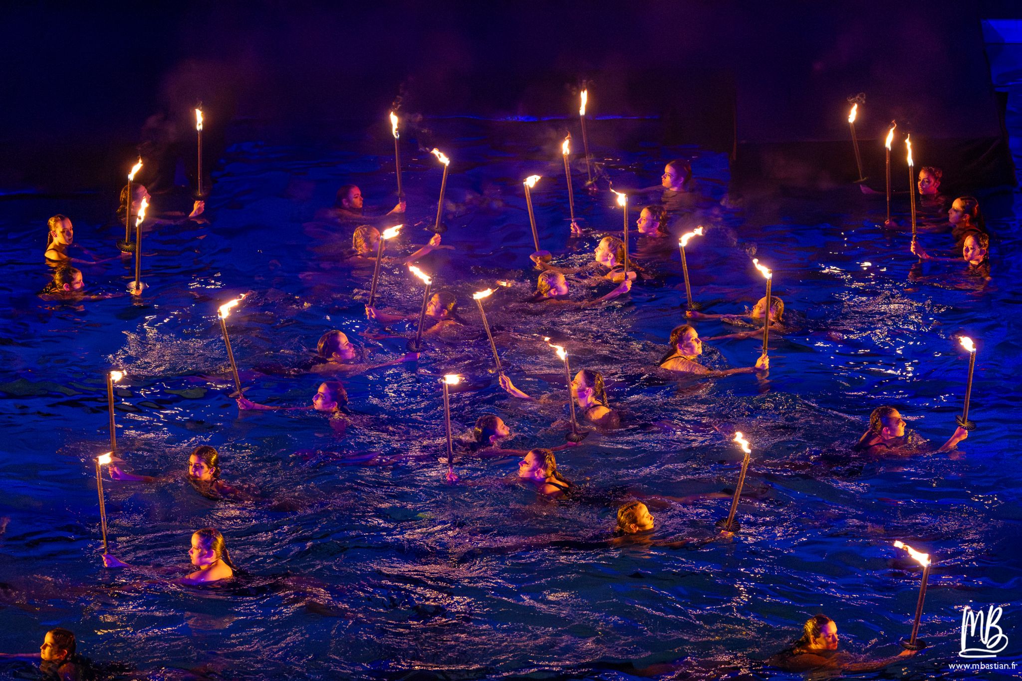 20251206 LA FABRIQUE A CONTES (BNS) MB 244